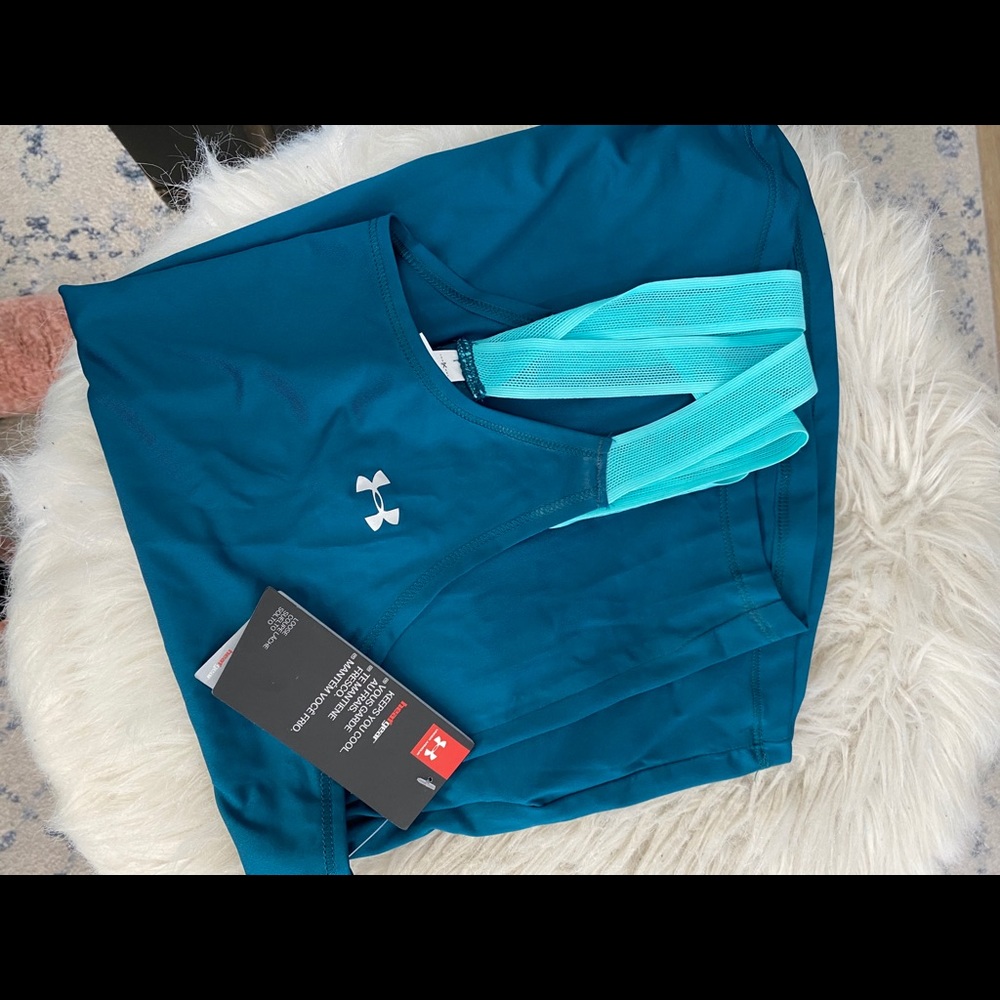 Under Armour workout tank top - Size M